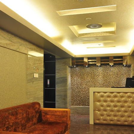 古瓦哈提 Awesome Palace酒店 外观 照片