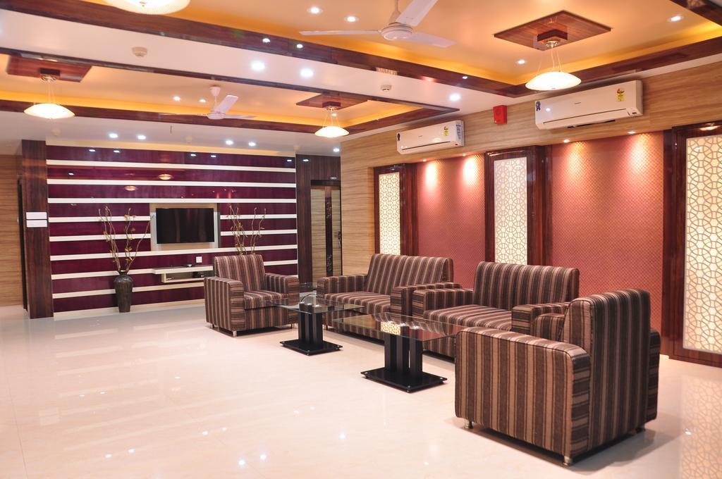 古瓦哈提 Awesome Palace酒店 外观 照片