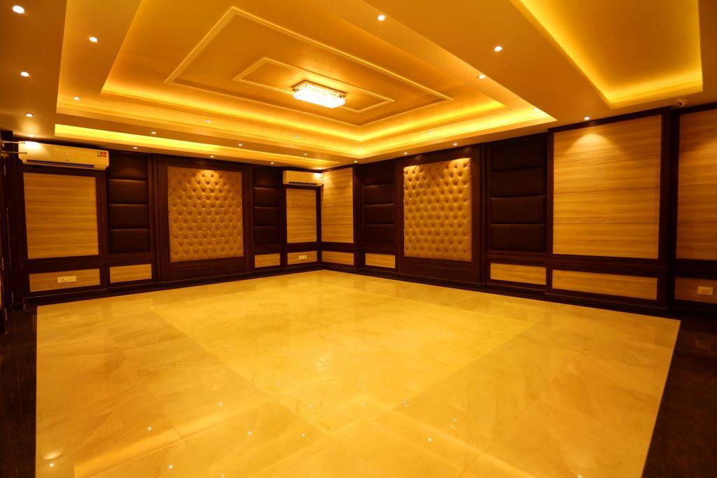 古瓦哈提 Awesome Palace酒店 外观 照片
